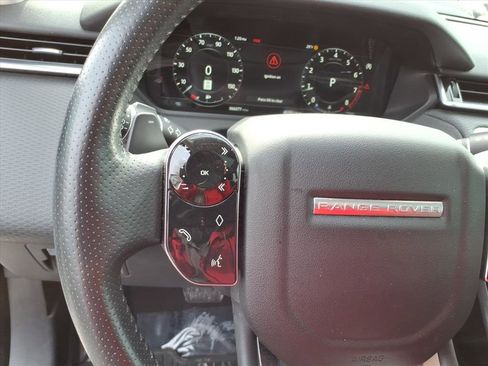 Used 2018 Land Rover Range Rover Velar S image 16