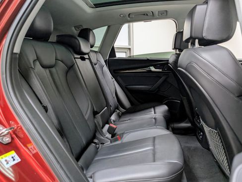 Used 2019 Audi Q5 2.0T Premium Plus w/ Premium Plus Package AWD/4WD image 24
