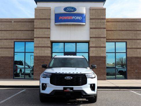 New 2026 Ford Explorer ST-Line w/ ST-Line Street Pack image 3