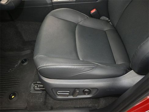 Used 2025 Toyota 4Runner Limited image 11