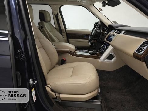 Used 2019 Land Rover Range Rover HSE image 7