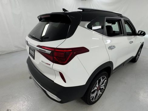 Used 2021 Kia Seltos SX AWD/4WD image 3