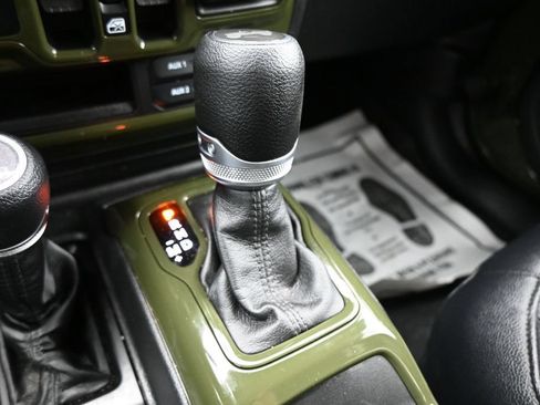 Used 2021 Jeep Wrangler Unlimited Sport AWD/4WD image 22