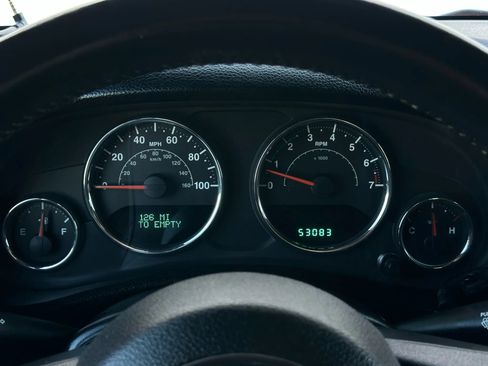 Used 2014 Jeep Wrangler Unlimited Rubicon w/ Connectivity Group image 32