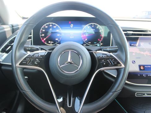 Used 2025 Mercedes-Benz E 350 Sedan image 34