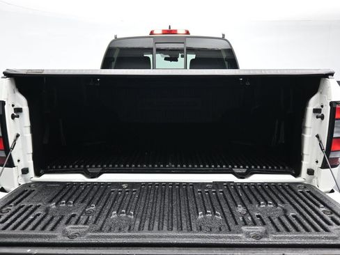 Used 2022 Nissan Frontier PRO-4X w/ Off-Road Protection Package AWD/4WD image 47