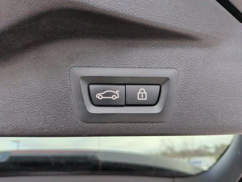 Used 2021 BMW X5 M50i image 41