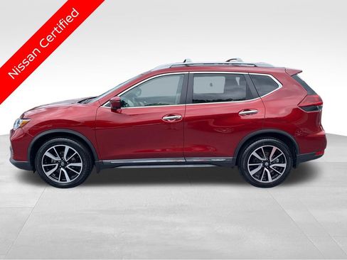 Used 2020 Nissan Rogue SL w/ Premium Package FWD image 2