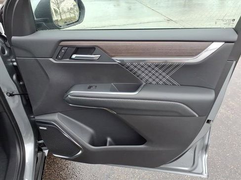 New 2026 GMC Acadia Denali image 27