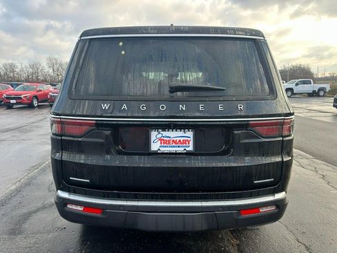 Used 2022 Jeep Wagoneer Series III w/ Premium Group I image 4