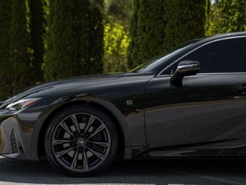 Used 2024 Lexus IS 300 F Sport RWD image 10