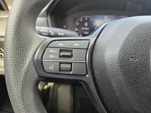 Used 2025 Honda Accord SE image 20