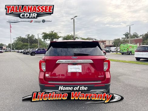 Used 2023 Ford Explorer Platinum w/ Technology Package AWD/4WD image 4