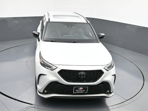 Used 2023 Toyota Highlander L image 24