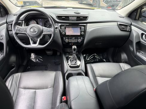 Used 2020 Nissan Rogue Sport SL w/ Premium Package FWD image 15