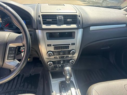 Used 2010 Ford Fusion Hybrid FWD image 10