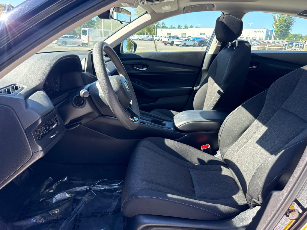 Certified 2024 Honda Accord EX image 12