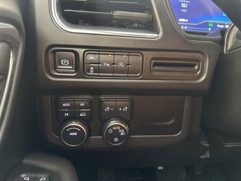 Certified 2023 Chevrolet Tahoe RST image 25