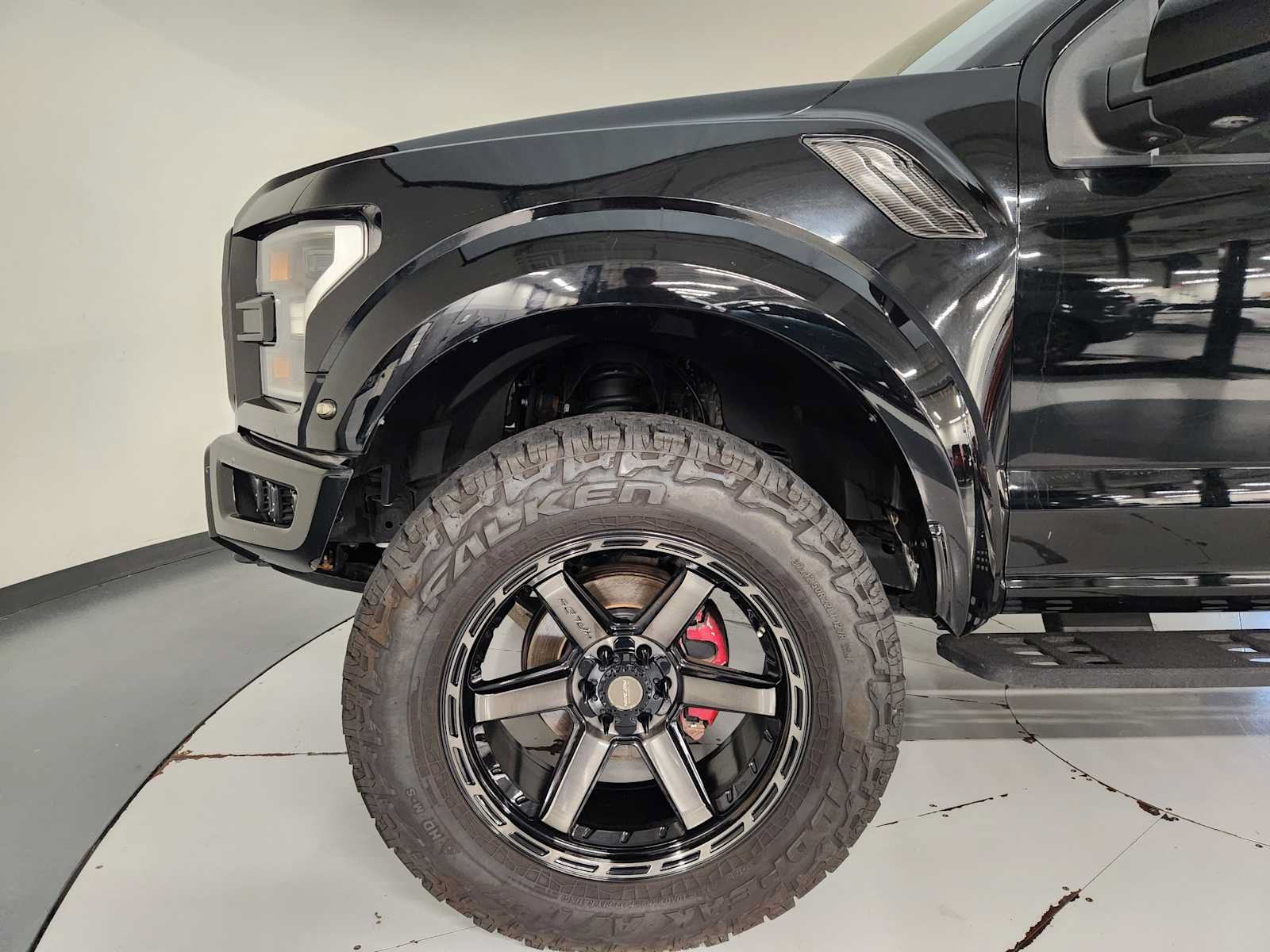 Used 2018 Ford F150 Raptor w/ Equipment Group 802A Luxury AWD/4WD image 11