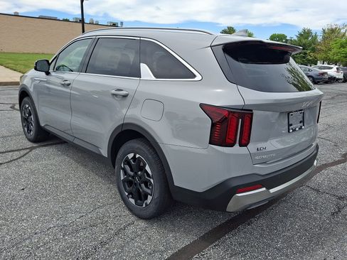 New 2026 Kia Sorento S AWD/4WD image 4