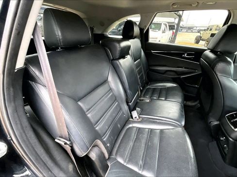 Used 2020 Kia Sorento SX image 20