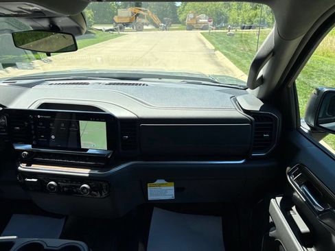 New 2026 Chevrolet Silverado 1500 RST w/ RST Select Package AWD/4WD image 34