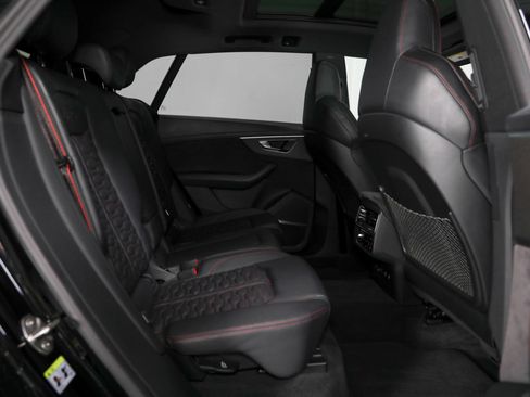 Used 2022 Audi RS Q8 AWD/4WD image 43