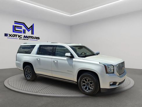 Used 2016 GMC Yukon XL Denali w/ Open Road Package AWD/4WD image 7