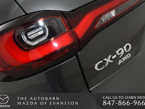 Used 2025 MAZDA CX-90 3.3 Turbo w/ Preferred Package AWD/4WD image 35