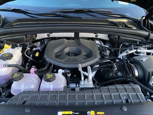 New 2024 Jeep Grand Cherokee Limited 4xe w/ Luxury Tech Group II image 19