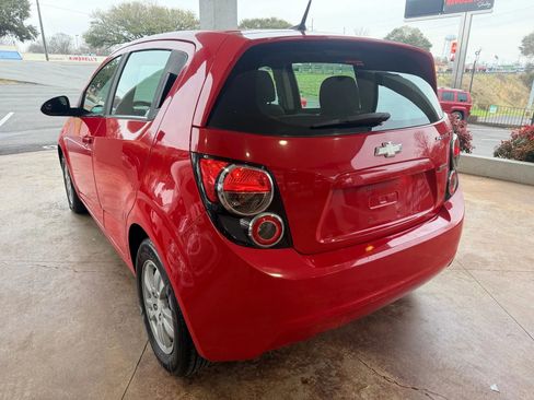 Used 2014 Chevrolet Sonic LT FWD image 4