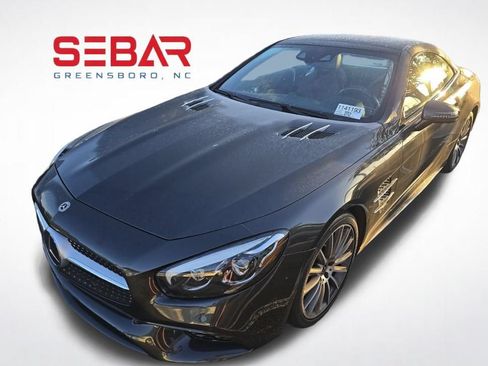 Used 2020 Mercedes-Benz SL 550 w/ Driver Assistance Package image 1