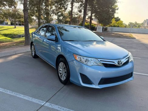 Used 2012 Toyota Camry LE FWD image 14