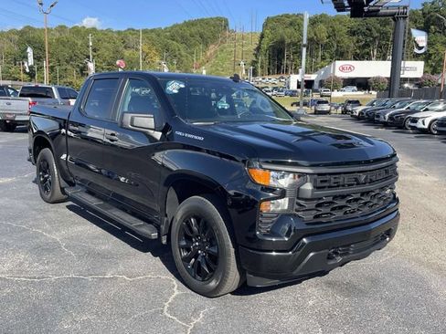 Certified 2023 Chevrolet Silverado 1500 Custom RWD image 6