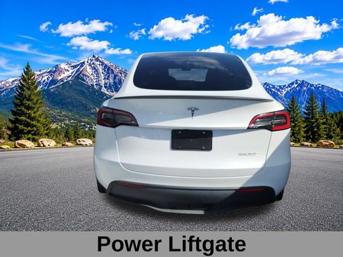 Used 2024 Tesla Model Y Performance AWD/4WD image 4