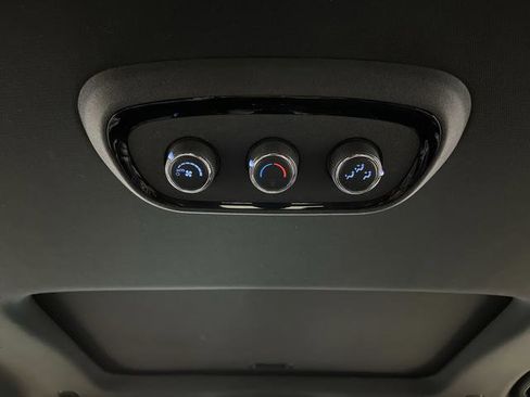 Certified 2025 Dodge Durango R/T image 36