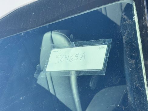 Used 2022 Kia Sorento S image 10