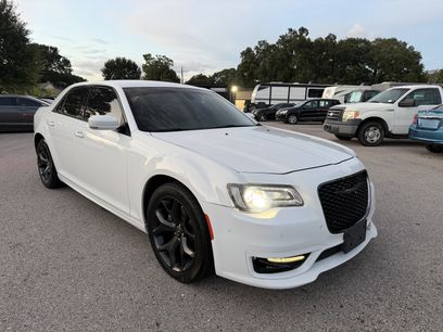 Used 2022 Chrysler 300 Touring L w/ Comfort Group