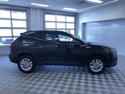 Certified 2026 Toyota Corolla Cross LE FWD image 35