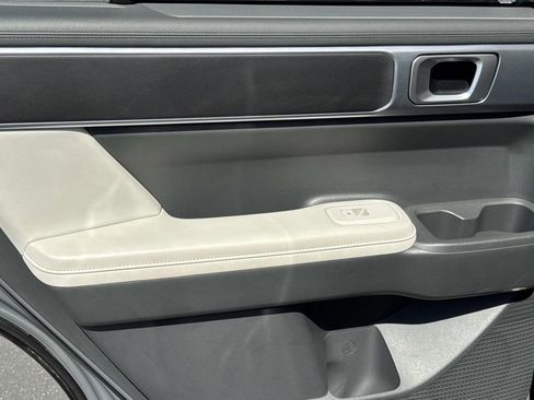 Certified 2025 Hyundai Santa Fe SEL image 24