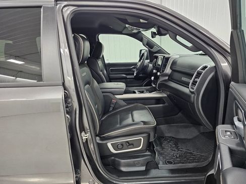 Used 2023 RAM 1500 Laramie AWD/4WD image 17