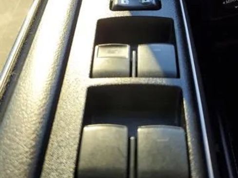 Used 2014 Toyota 4Runner Limited AWD/4WD image 22