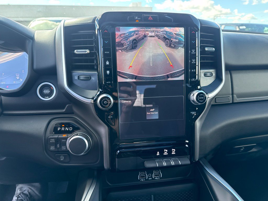 New 2026 RAM 1500 Big Horn AWD/4WD image 13
