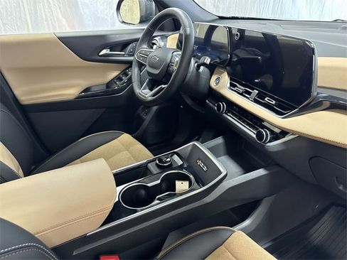 Used 2026 Chevrolet Equinox ACTIV w/ LPO, Floor Liner Package image 29