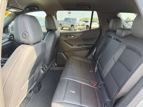 Used 2025 Chevrolet Equinox LT w/ Convenience Package II AWD/4WD image 14