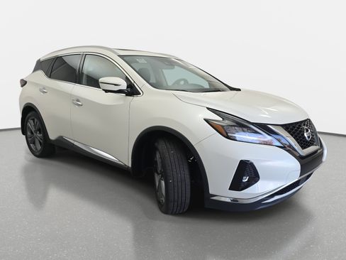Used 2022 Nissan Murano Platinum w/ Cargo Package image 3