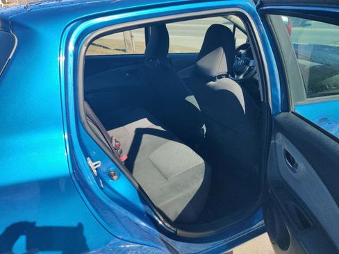 Used 2015 Toyota Yaris LE image 15