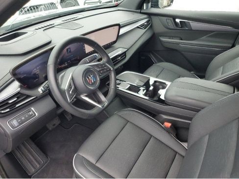 Used 2025 Buick Enclave Sport Touring w/ Power Package FWD image 20