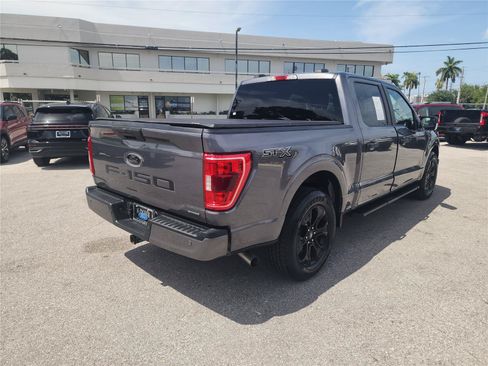 Used 2022 Ford F150 XL w/ STX Black Appearance Package RWD image 5