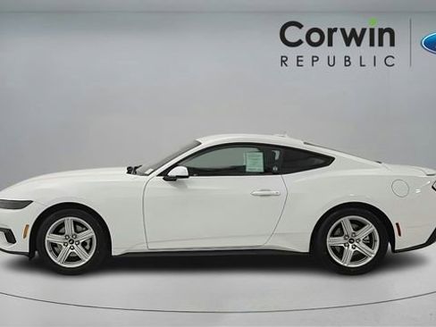 New 2026 Ford Mustang Premium image 4